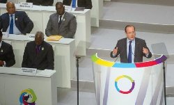 Guerre au Mali: L'incroyable naïveté africaine et la diabolique ruse française Guerre au Mali: L'incroyable naïveté africaine et la diabolique ruse française