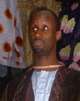 Moussa Ciss�, artiste styliste Sonink�
