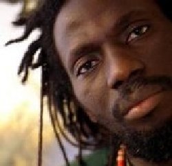 ENTRETIEN EXCLUSIF AVEC Tiken Jah Fakoly: �Wade a d��u tout le monde�
