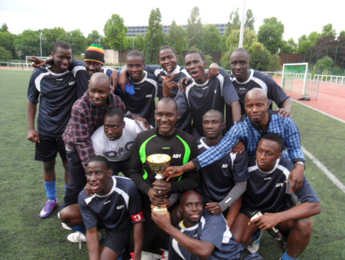 TOURNOI AJS PARIS : Yélingara s'adjuge le trophée devant Tuabou TOURNOI AJS PARIS : Yélingara s'adjuge le trophée devant Tuabou